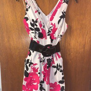 Floral, v-neck, belted